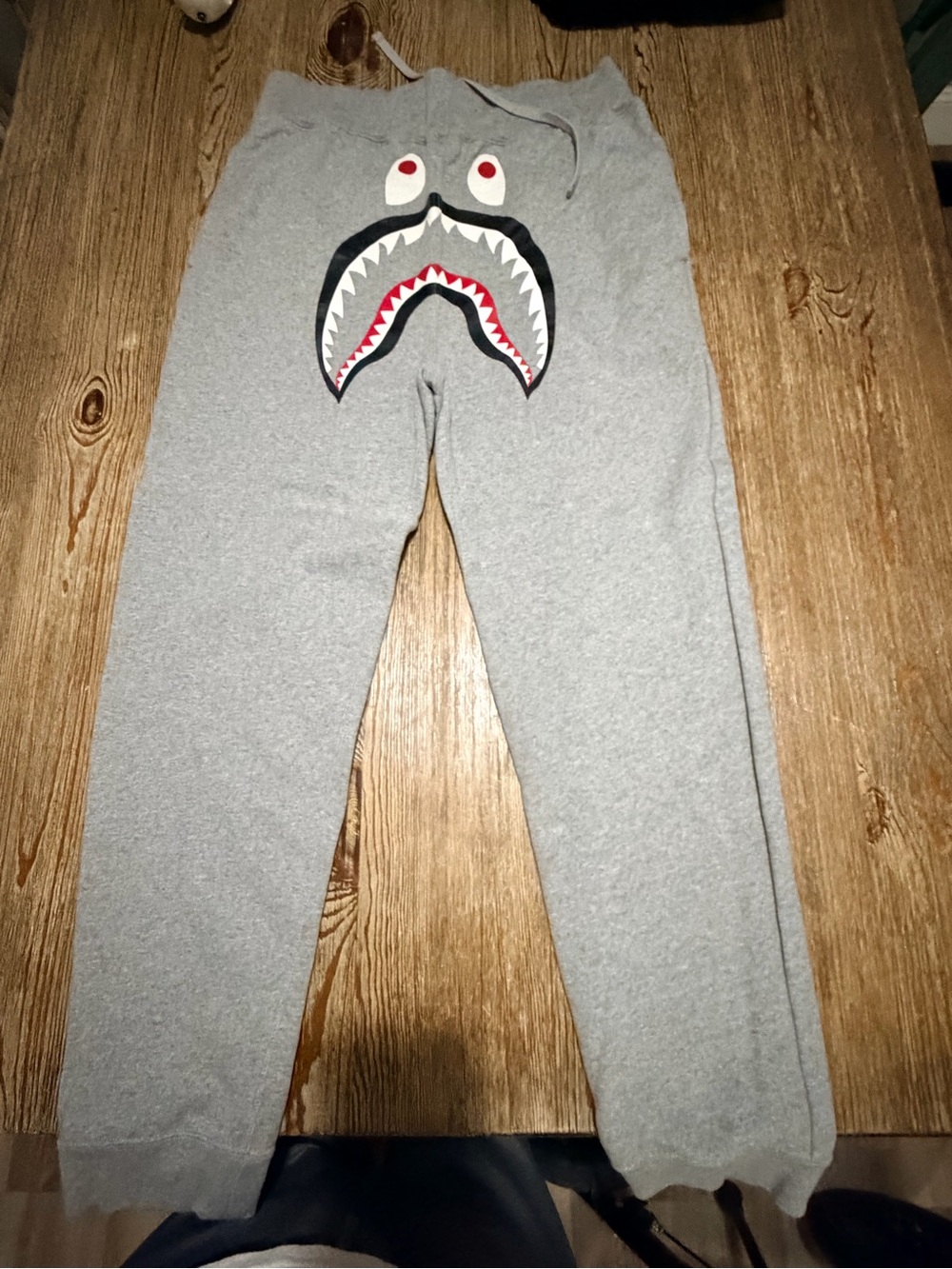 Men's Gray Shark-Graphic Joggers